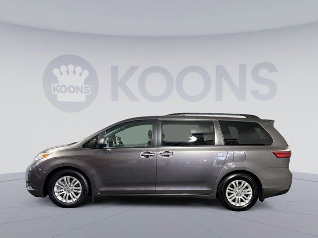 2016 Toyota Sienna XLE Premium