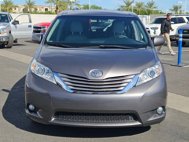 2016 Toyota Sienna XLE Premium