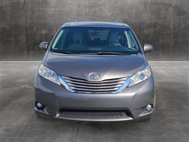 2016 Toyota Sienna XLE Premium