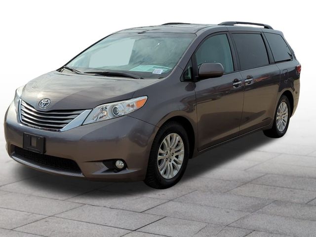 2016 Toyota Sienna 