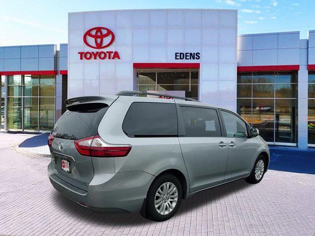 2016 Toyota Sienna XLE Premium