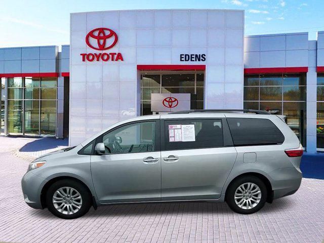 2016 Toyota Sienna XLE Premium