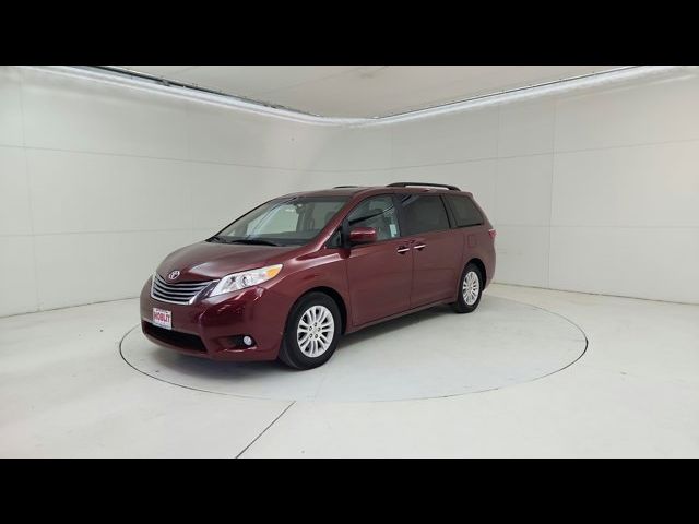 2016 Toyota Sienna XLE Premium