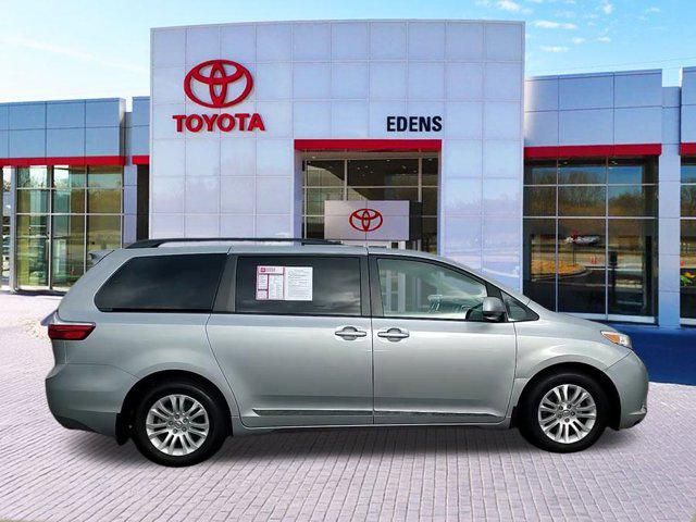 2016 Toyota Sienna XLE Premium