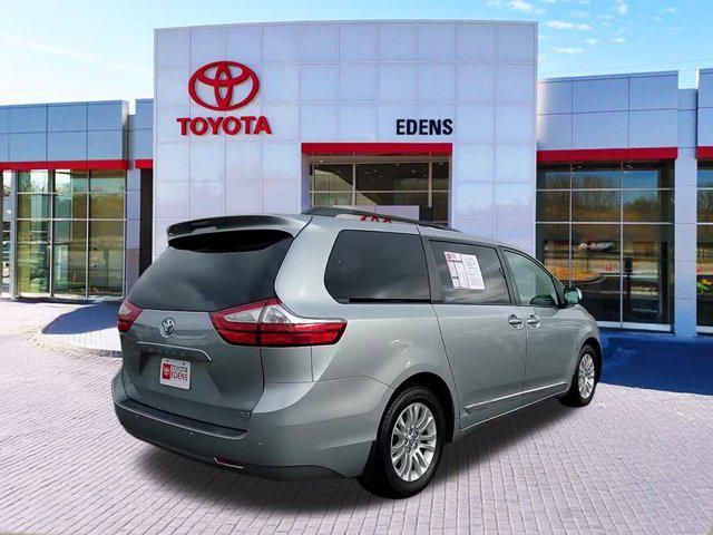 2016 Toyota Sienna XLE Premium