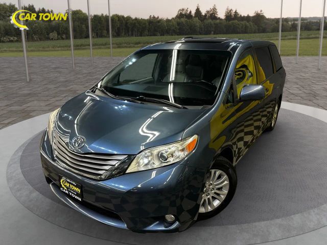 2016 Toyota Sienna XLE Premium