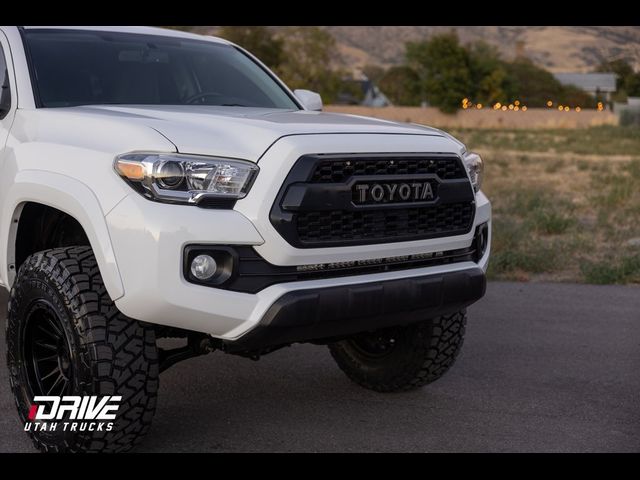 2016 Toyota Tacoma SR5