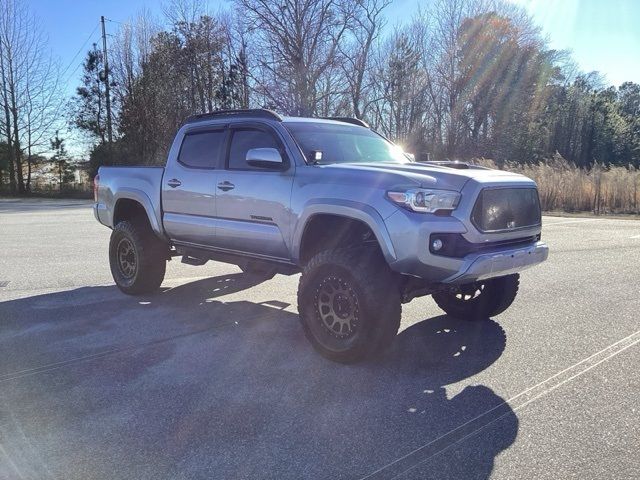 2016 Toyota Tacoma SR