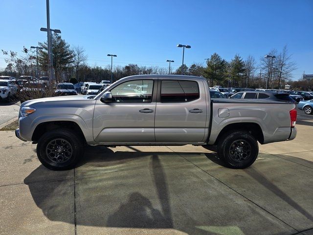 2016 Toyota Tacoma SR