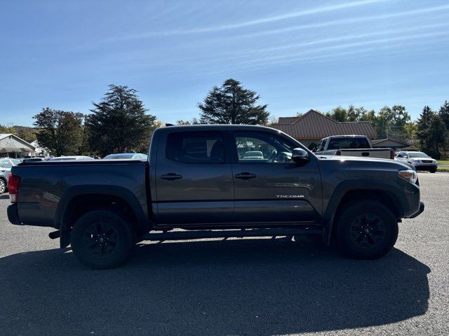 2016 Toyota Tacoma 