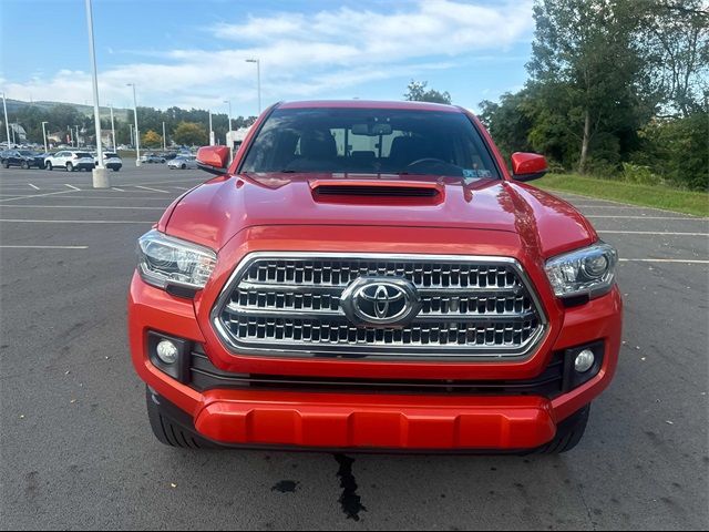 2016 Toyota Tacoma TRD Sport