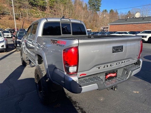 2016 Toyota Tacoma 