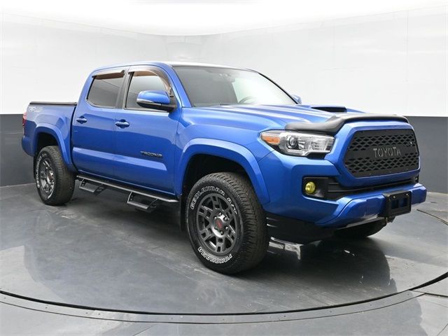 2016 Toyota Tacoma TRD Sport