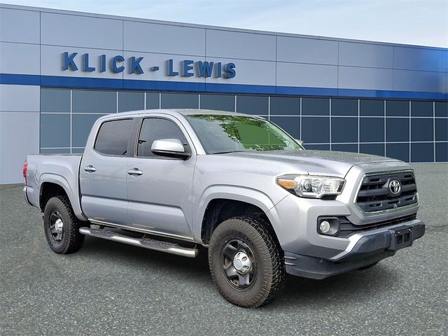 2016 Toyota Tacoma SR