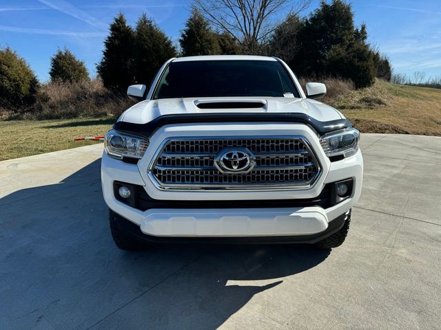 2016 Toyota Tacoma TRD Sport