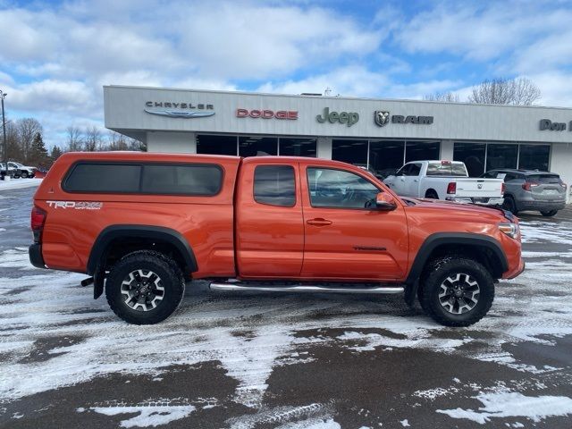 2016 Toyota Tacoma SR5