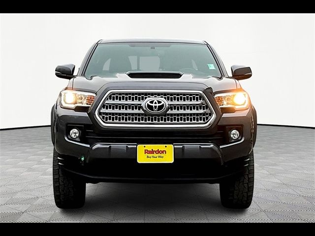 2016 Toyota Tacoma SR