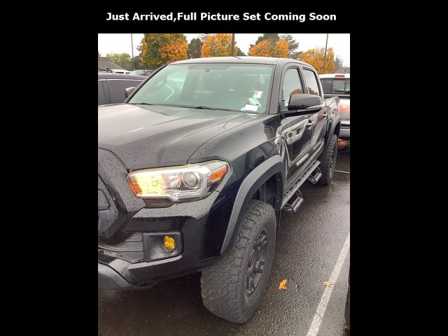 2016 Toyota Tacoma SR