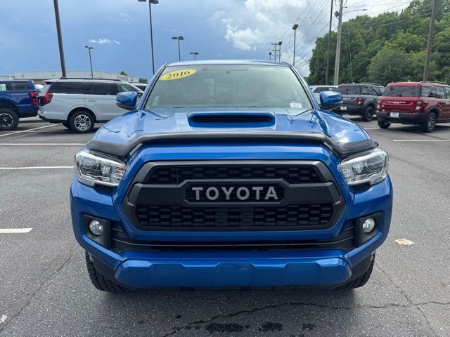 2016 Toyota Tacoma TRD Sport