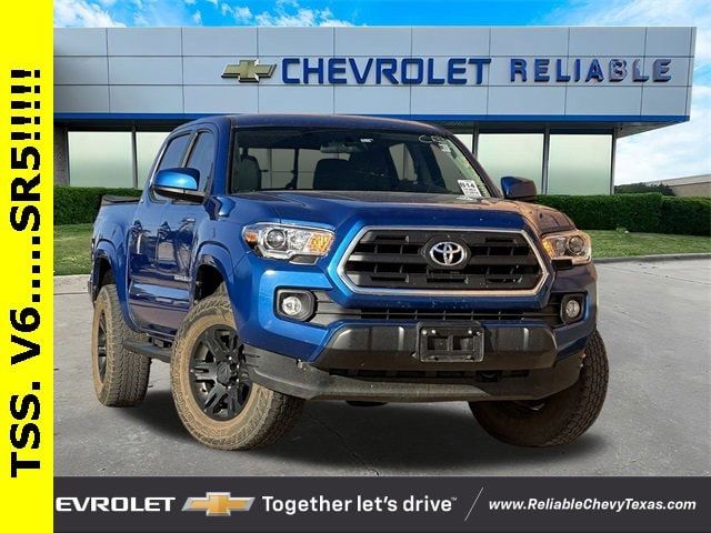 2016 Toyota Tacoma SR