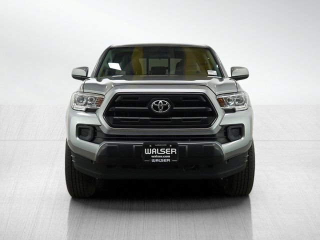 2016 Toyota Tacoma SR