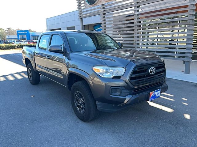 2016 Toyota Tacoma SR