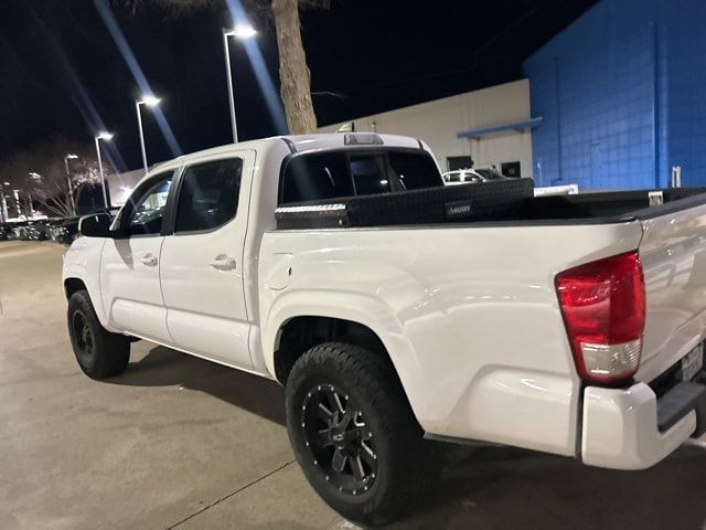 2016 Toyota Tacoma SR