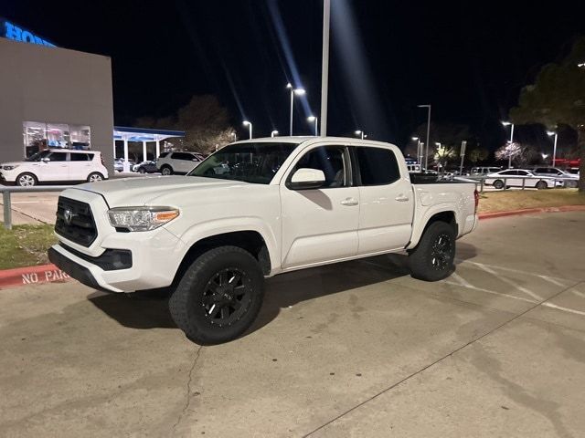 2016 Toyota Tacoma SR