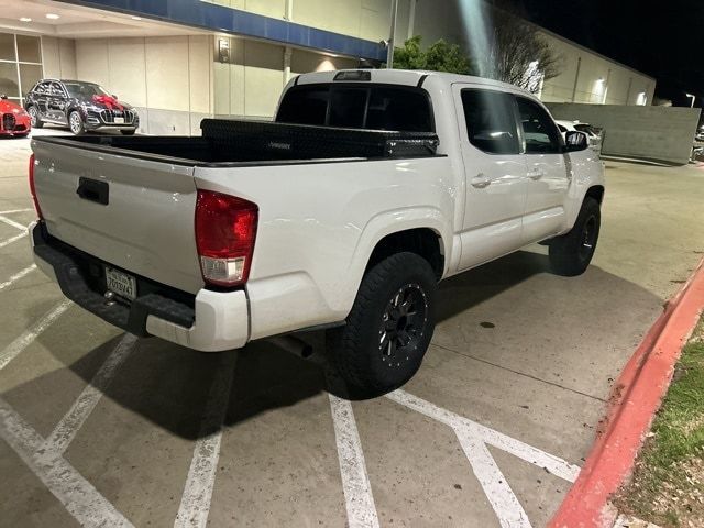 2016 Toyota Tacoma SR