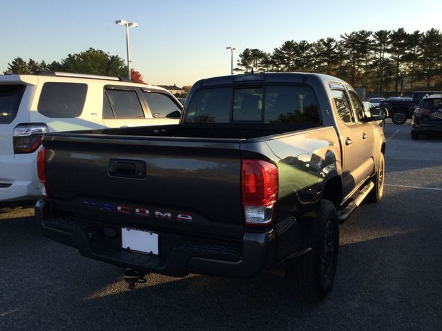 2016 Toyota Tacoma SR