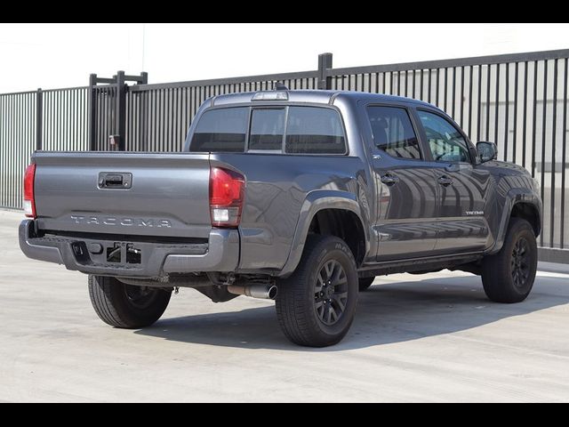 2016 Toyota Tacoma SR