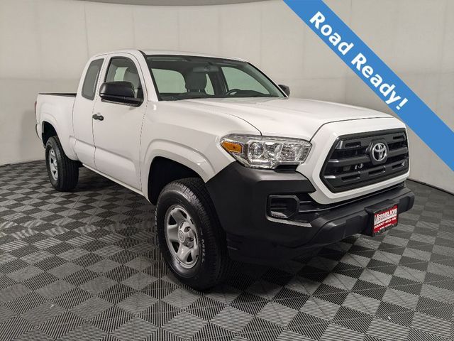 2016 Toyota Tacoma SR