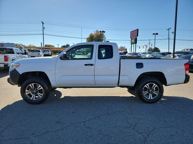 2016 Toyota Tacoma SR