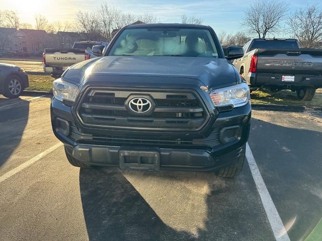 2016 Toyota Tacoma SR