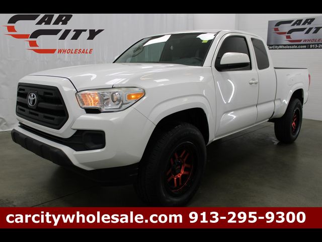 2016 Toyota Tacoma SR