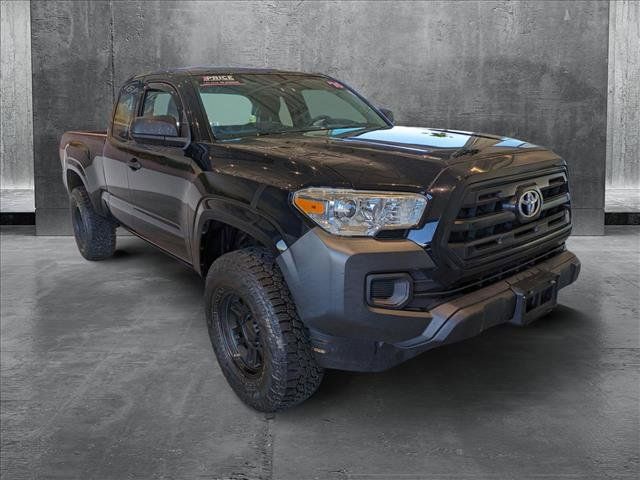 2016 Toyota Tacoma SR