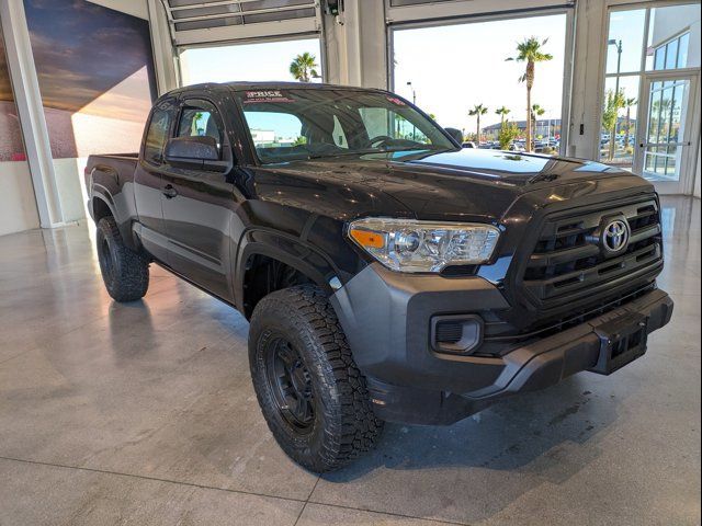 2016 Toyota Tacoma SR