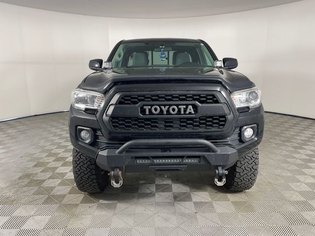 2016 Toyota Tacoma SR