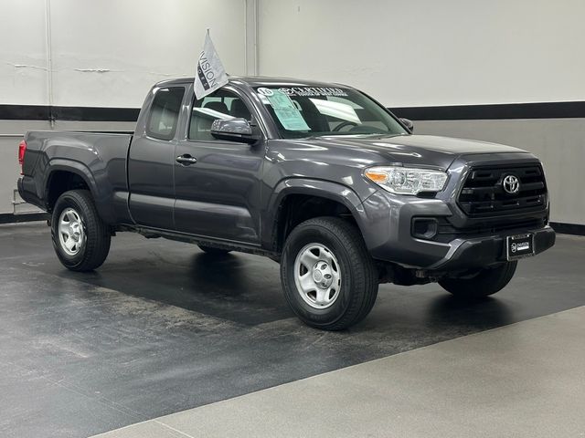 2016 Toyota Tacoma SR