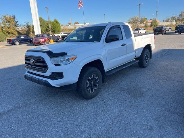 2016 Toyota Tacoma SR