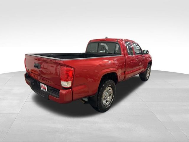 2016 Toyota Tacoma SR