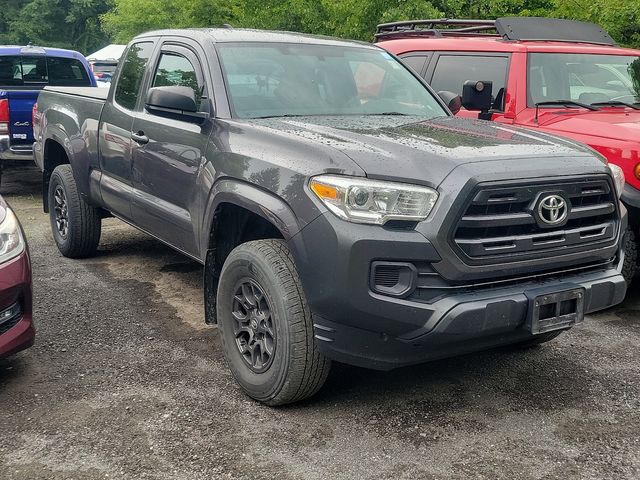 2016 Toyota Tacoma SR