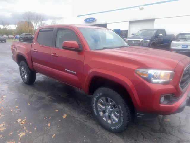 2016 Toyota Tacoma SR