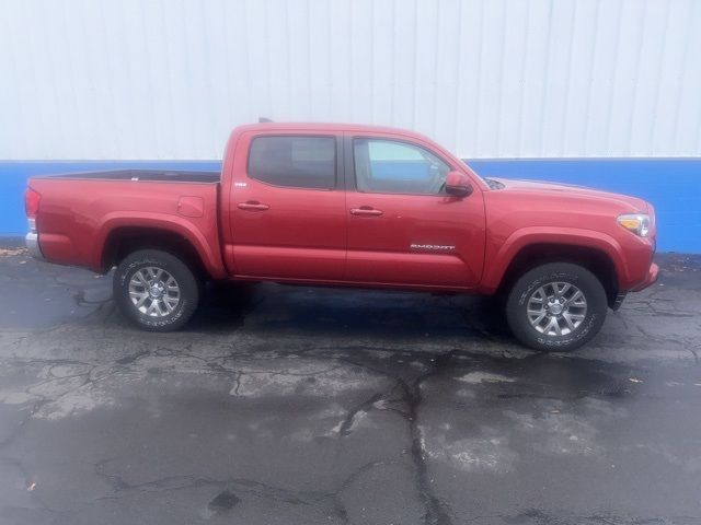 2016 Toyota Tacoma SR