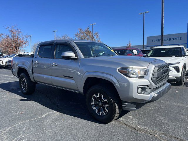 2016 Toyota Tacoma SR5