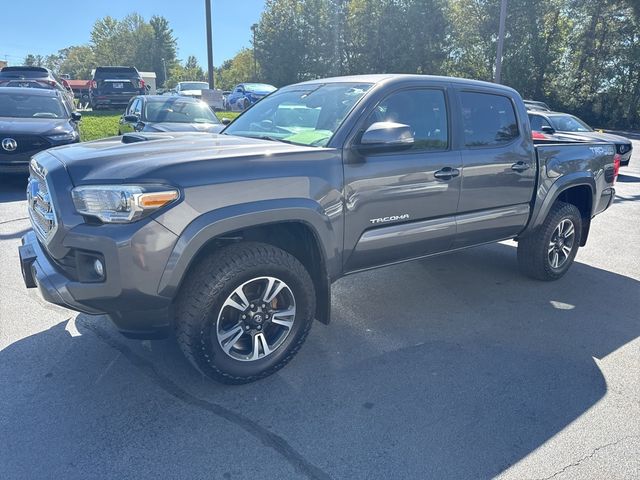 2016 Toyota Tacoma SR5