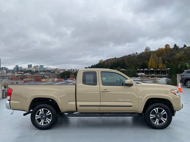 2016 Toyota Tacoma SR5