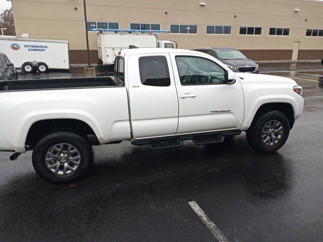 2016 Toyota Tacoma SR5