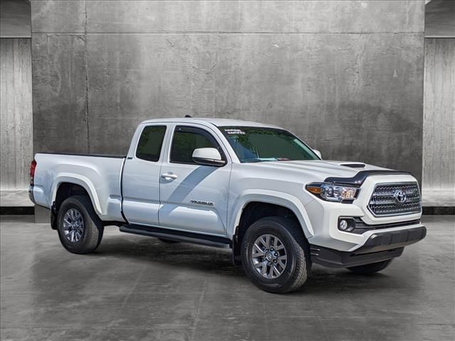 2016 Toyota Tacoma SR5