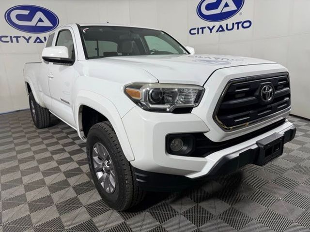 2016 Toyota Tacoma SR5